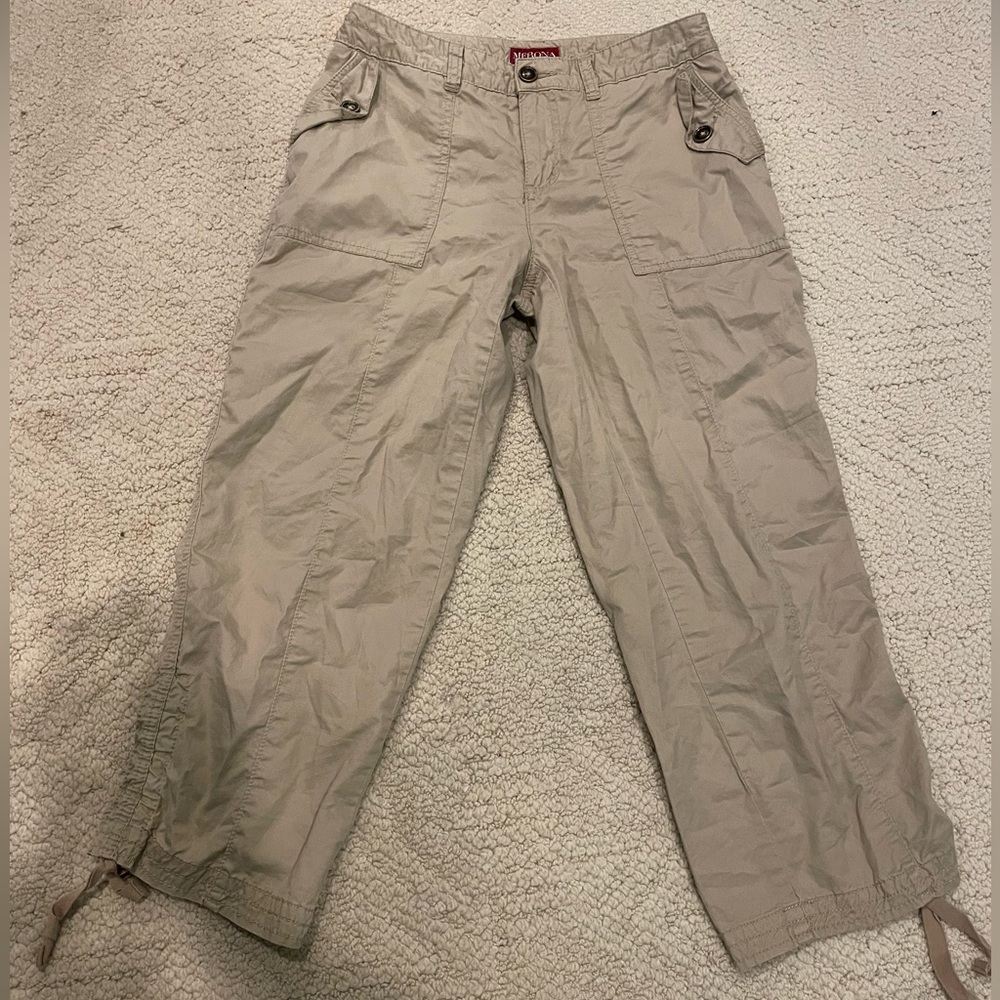 Tan cargo capris